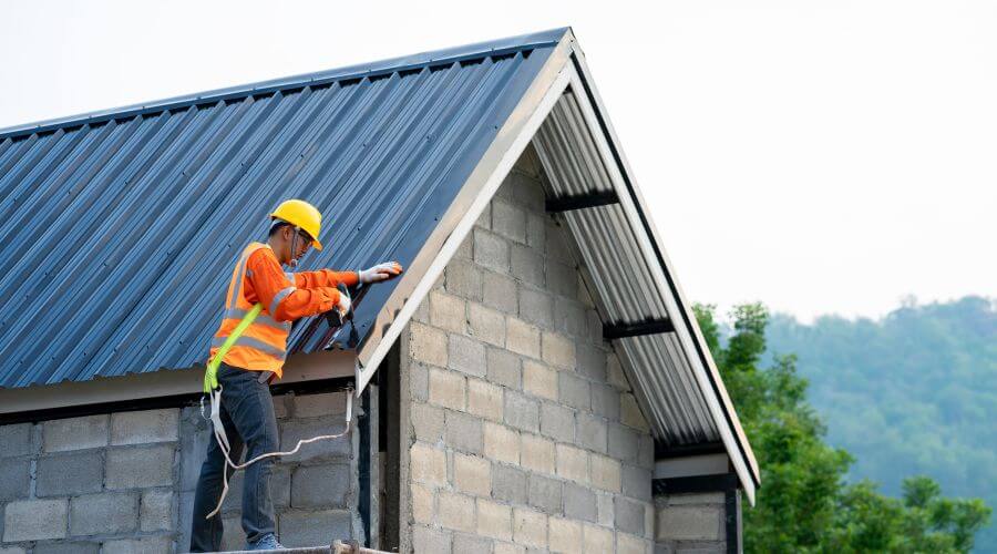 Professional gutter cleaning in Crossville, TN